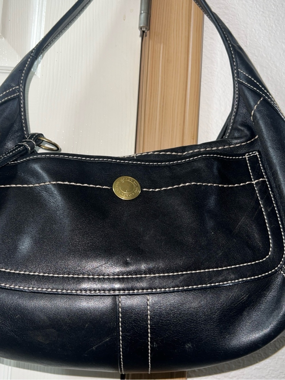 Coach vintage hobo Black Leather Shoulder Bag with Contrast Stitching